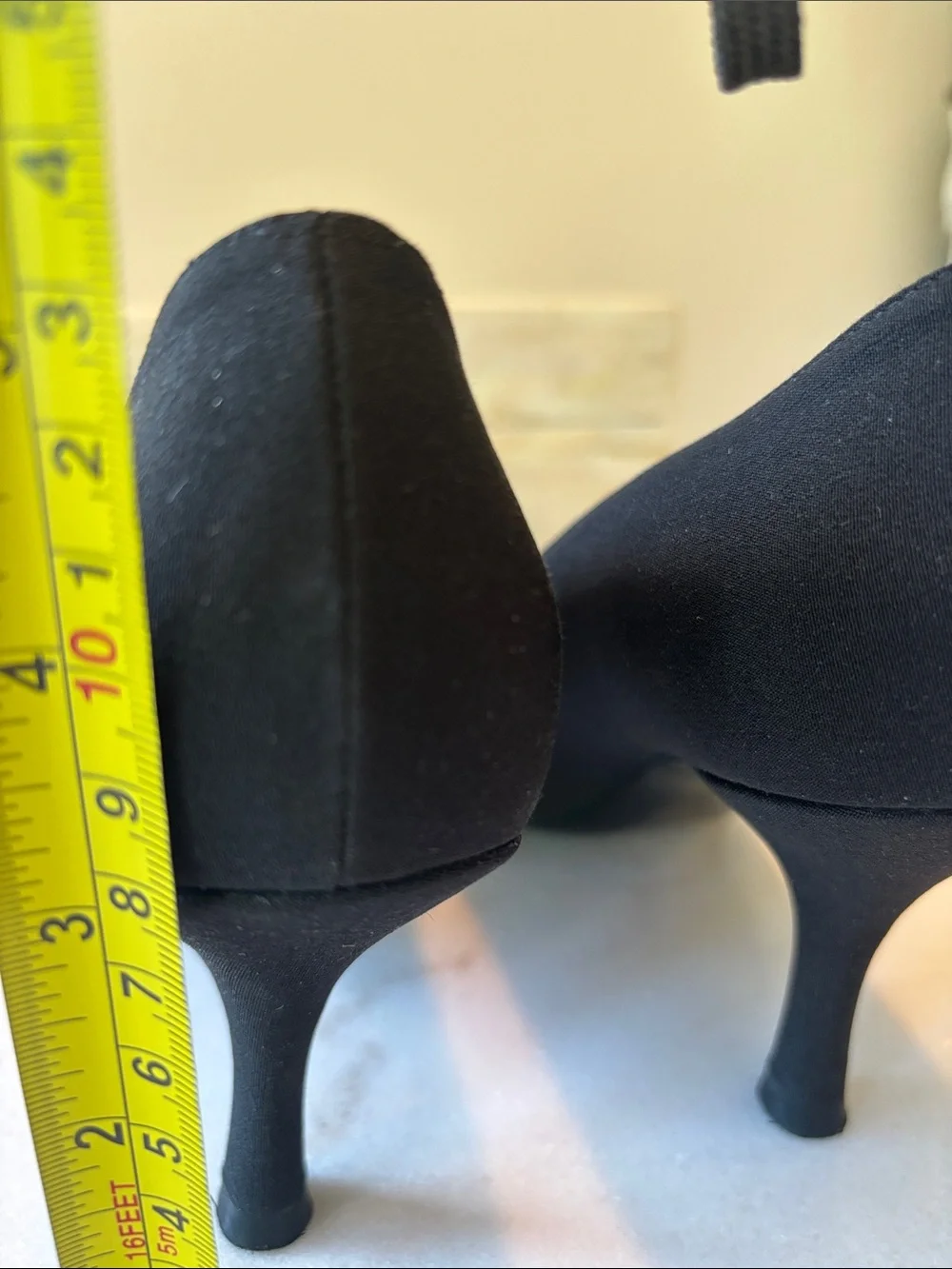 Stuart Weitzman Black Pointed-Toe Pump